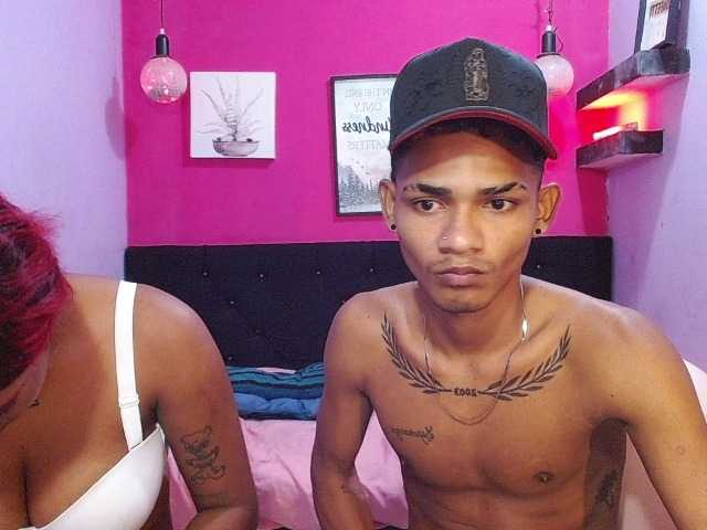 blacktwinks live cam on BongaCams