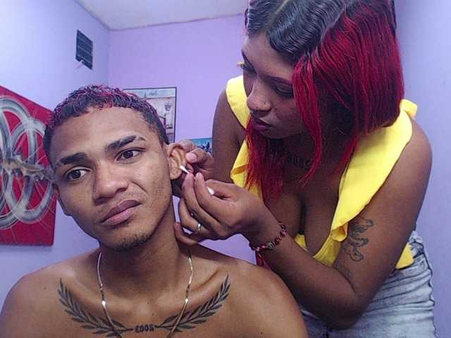 blacktwinks live cam on BongaCams