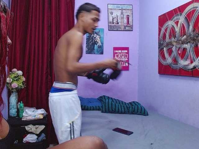 blacktwinks live cam on BongaCams