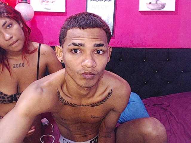 blacktwinks live cam on BongaCams