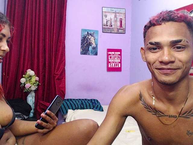 blacktwinks live cam on BongaCams