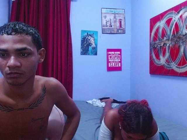 blacktwinks live cam on BongaCams