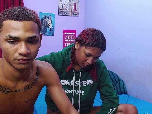 blacktwinks live cam on BongaCams