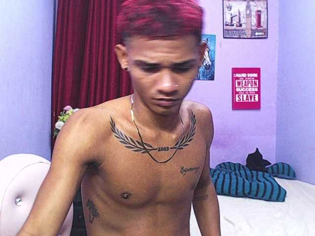 blacktwinks live cam on BongaCams