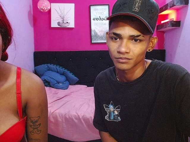blacktwinks live cam on BongaCams