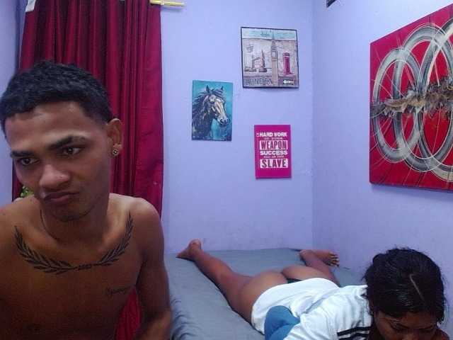 blacktwinks live cam on BongaCams