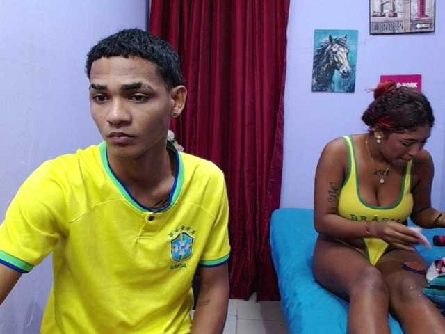 blacktwinks live cam on BongaCams