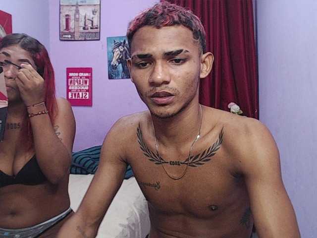 blacktwinks live cam on BongaCams