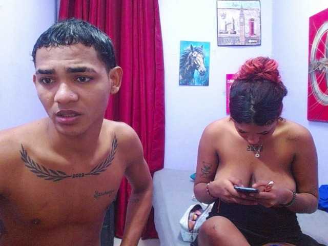 blacktwinks live cam on BongaCams