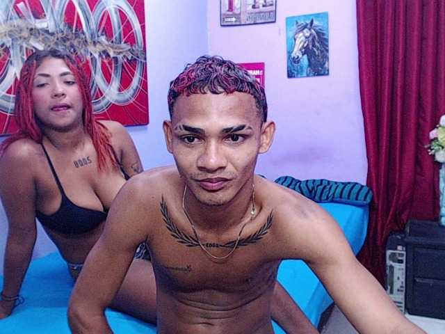 blacktwinks live cam on BongaCams