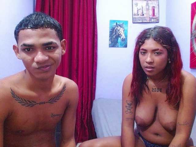 blacktwinks live cam on BongaCams