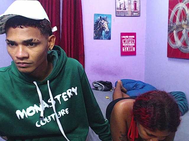 blacktwinks live cam on BongaCams