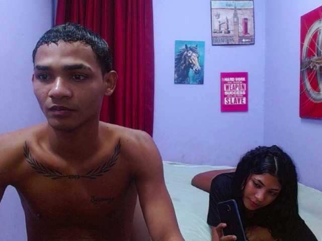 blacktwinks live cam on BongaCams