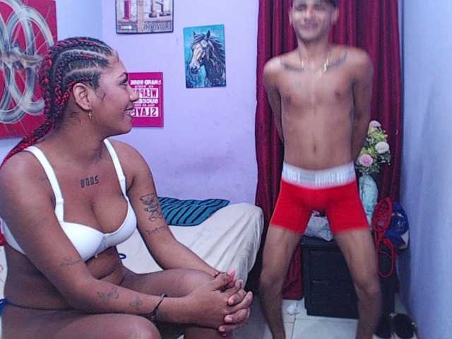 blacktwinks live cam on BongaCams