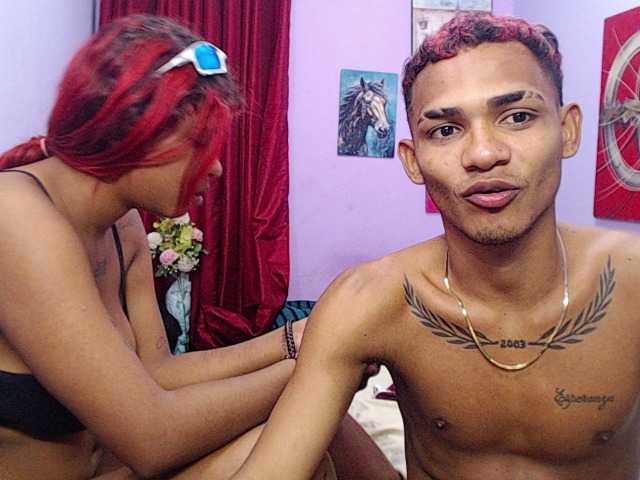 blacktwinks live cam on BongaCams