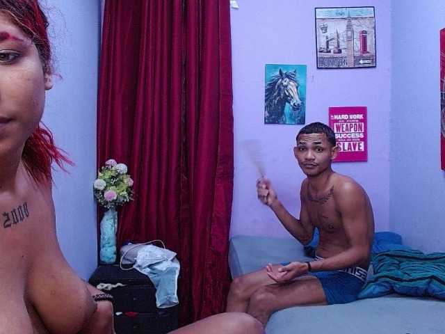 blacktwinks live cam on BongaCams