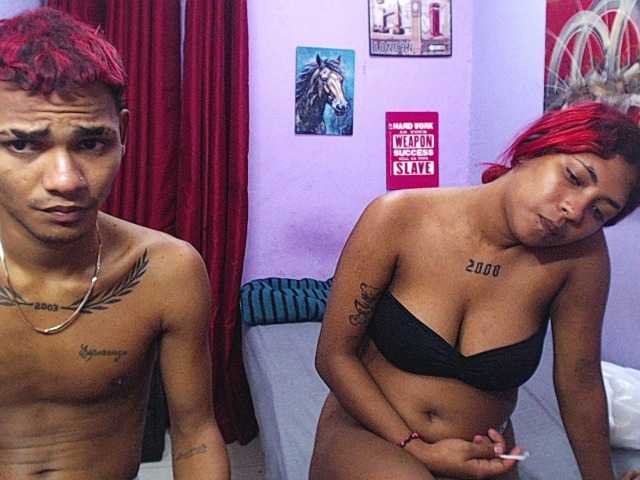 blacktwinks live cam on BongaCams