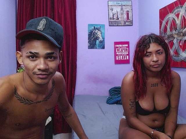 blacktwinks live cam on BongaCams