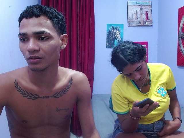 blacktwinks — live couple cam