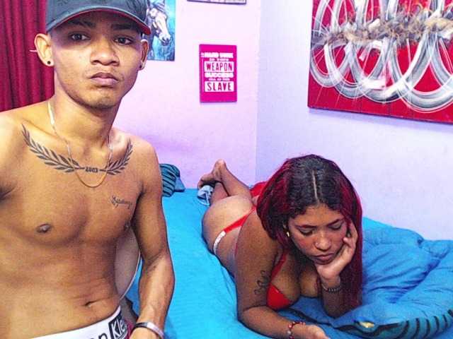 blacktwinks live cam on BongaCams
