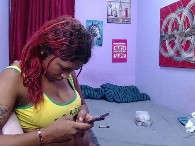 blacktwinks live cam on BongaCams