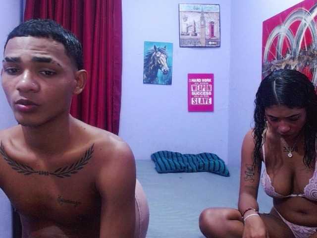 blacktwinks live cam on BongaCams