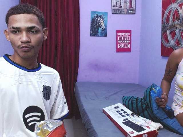 blacktwinks live cam