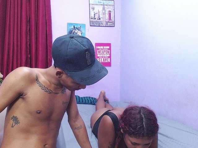 blacktwinks live cam on BongaCams
