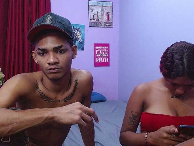 blacktwinks live cam on BongaCams