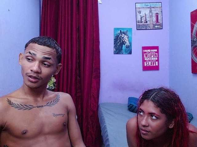 blacktwinks live cam on BongaCams