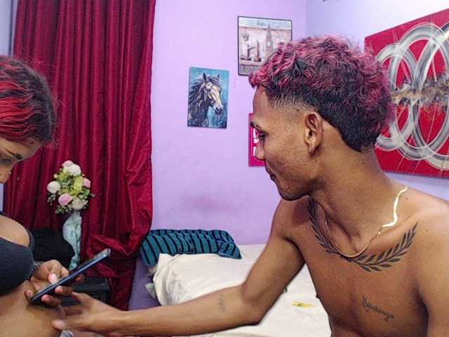 blacktwinks live cam on BongaCams