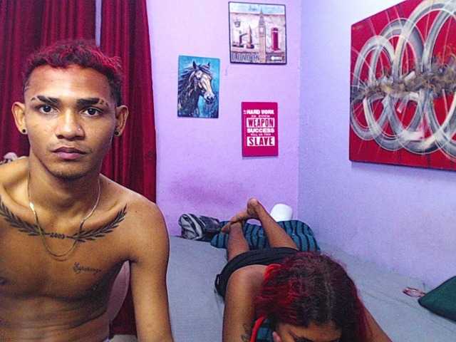blacktwinks live cam on BongaCams