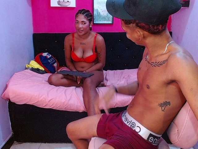 blacktwinks live cam on BongaCams