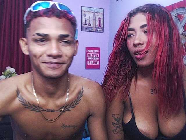 blacktwinks live cam on BongaCams