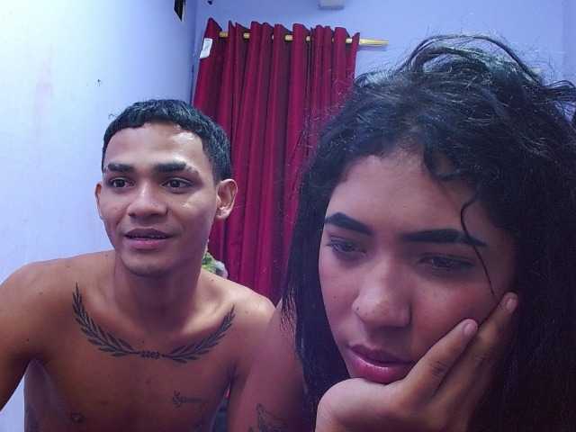 blacktwinks live cam on BongaCams