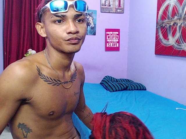 blacktwinks live cam on BongaCams