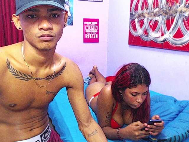 blacktwinks live cam on BongaCams