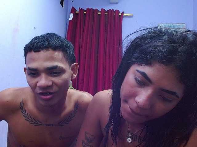 blacktwinks live cam on BongaCams