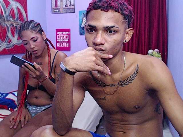 blacktwinks live show