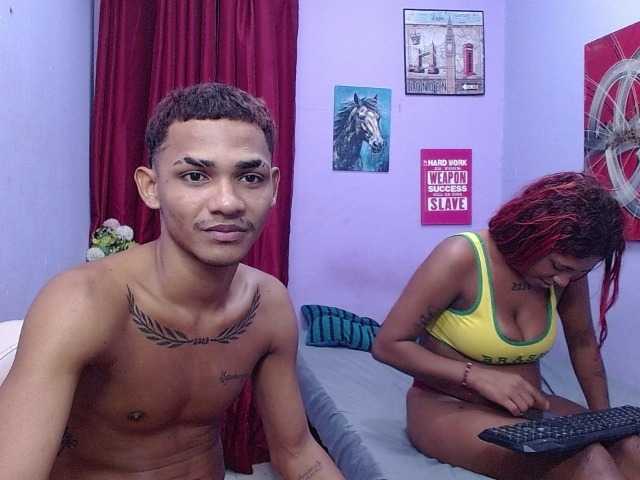 blacktwinks live cam on BongaCams