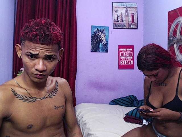 blacktwinks live cam on BongaCams
