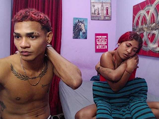blacktwinks live cam on BongaCams