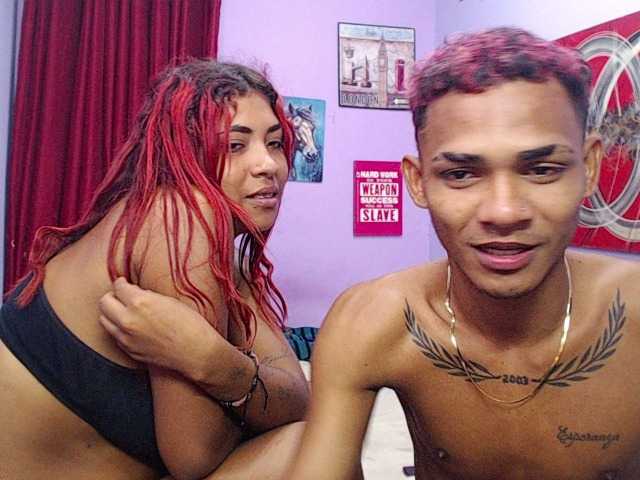 blacktwinks live cam on BongaCams