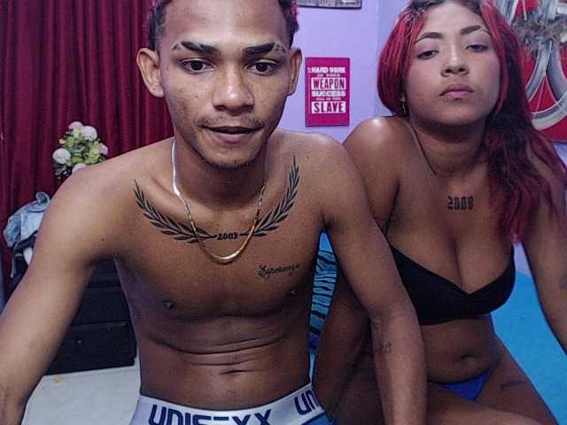 blacktwinks live cam on BongaCams