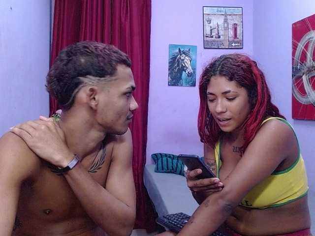 blacktwinks live cam on BongaCams