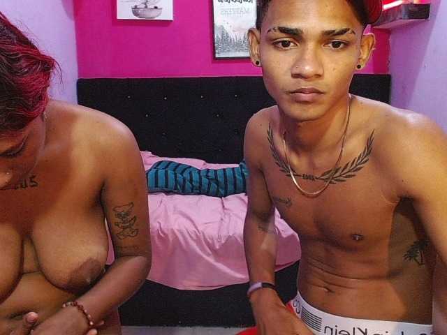 blacktwinks live cam on BongaCams