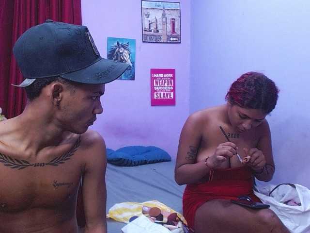 blacktwinks live cam on BongaCams