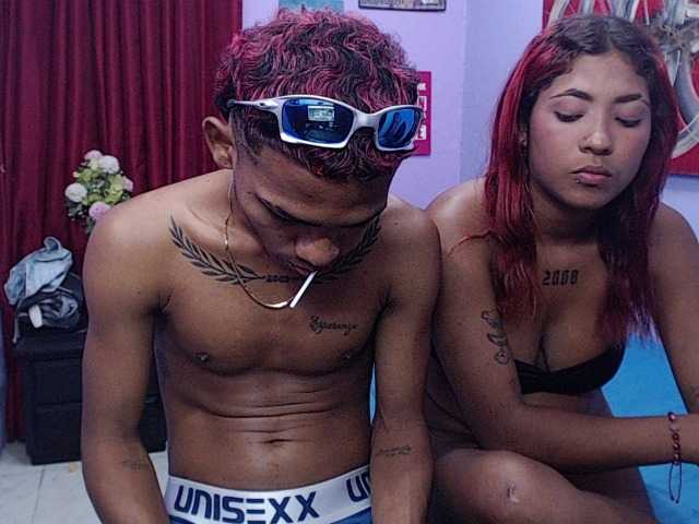 blacktwinks live cam on BongaCams