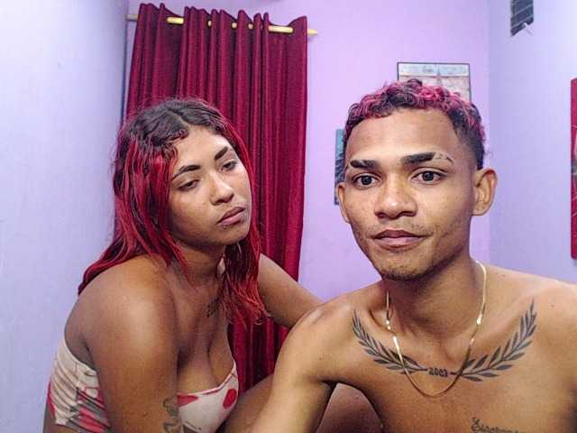 blacktwinks live cam on BongaCams