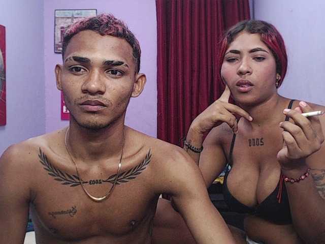 blacktwinks live cam on BongaCams